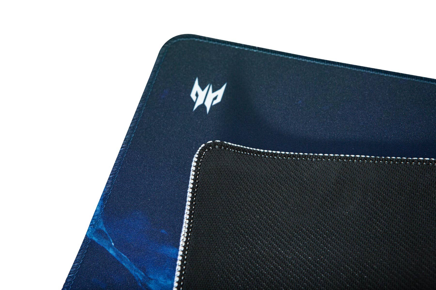 Predator XXL Gaming Mouse Pad 4
