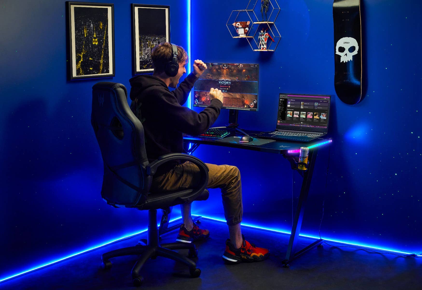 Predator Rift RGB Gaming Desk 6